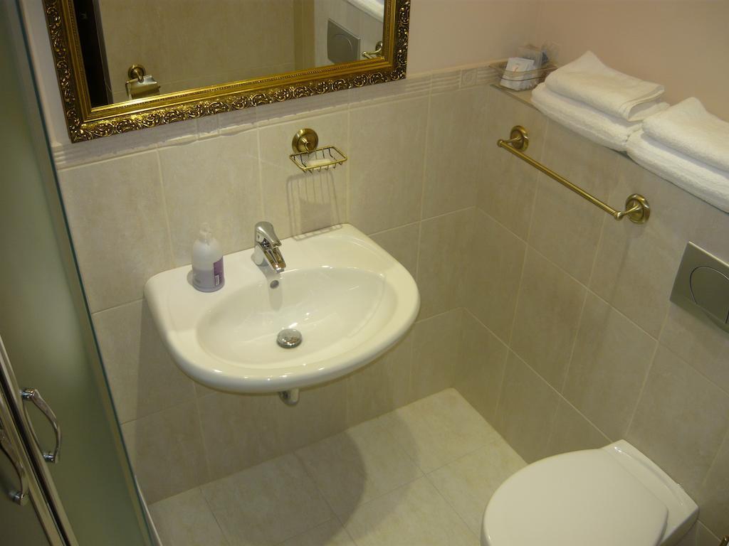 Hotel Mandula ház Veszprém Habitación foto